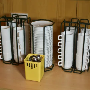 Porzelantassen + Untertassen + Kaffeelöffel