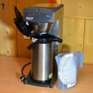 DSC_0198 Kaffeemaschinenset mit 2 Thermos